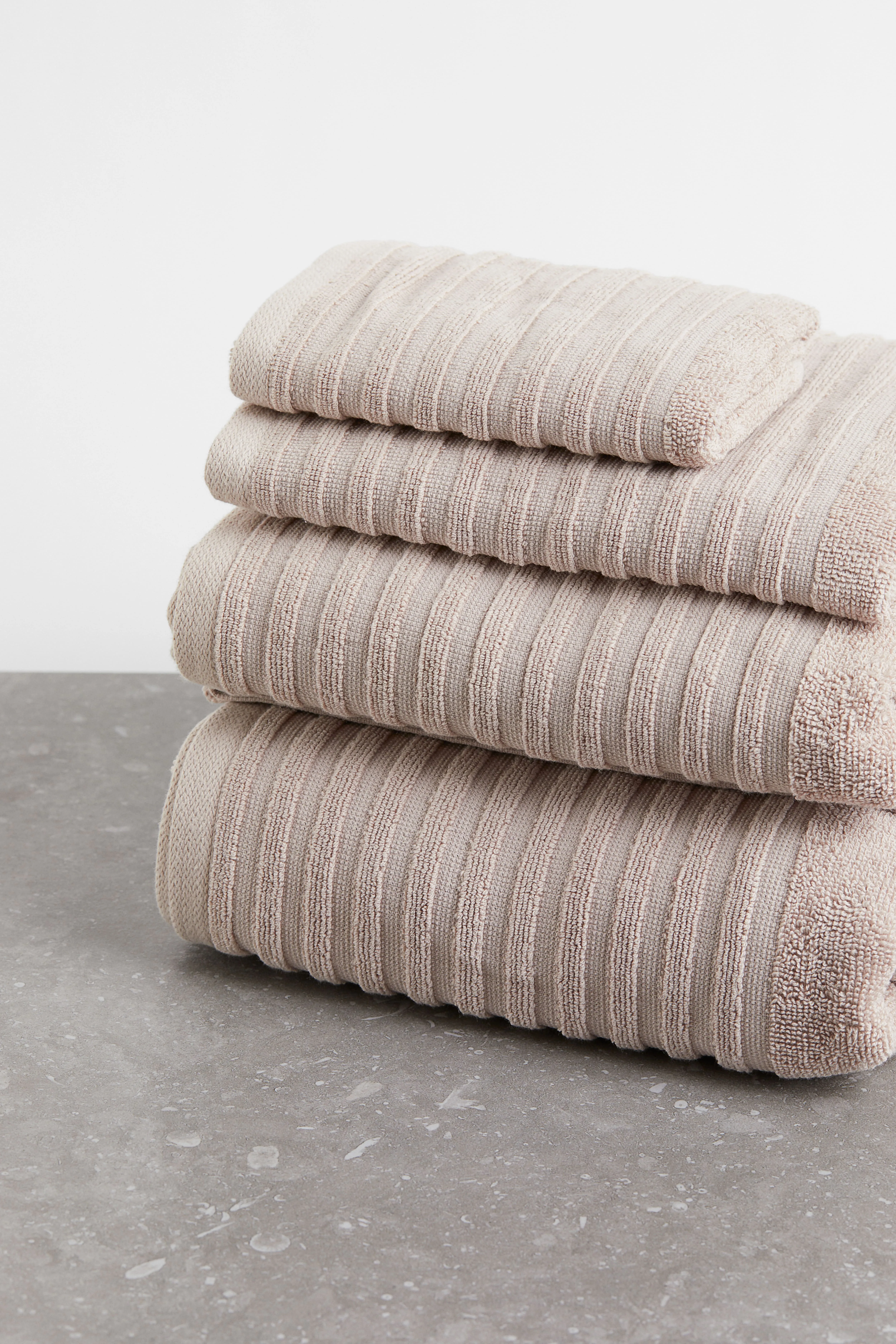 2-pack cotton bath towels - Greige - Home All | H&M GB