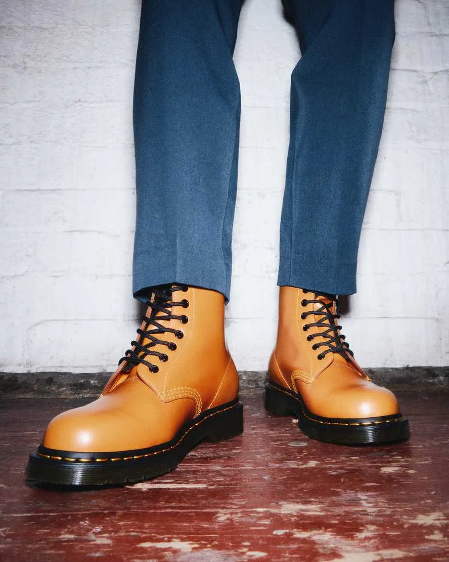 DR MARTENS 1460 SMOOTH LEATHER - ORANGE SMOOTH LEATHER