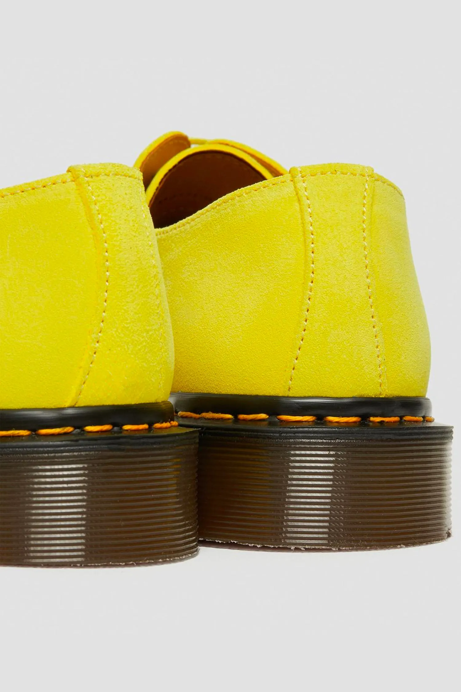 Dr Martens   1461 BUCK SUEDE SHOE IN YELLOW