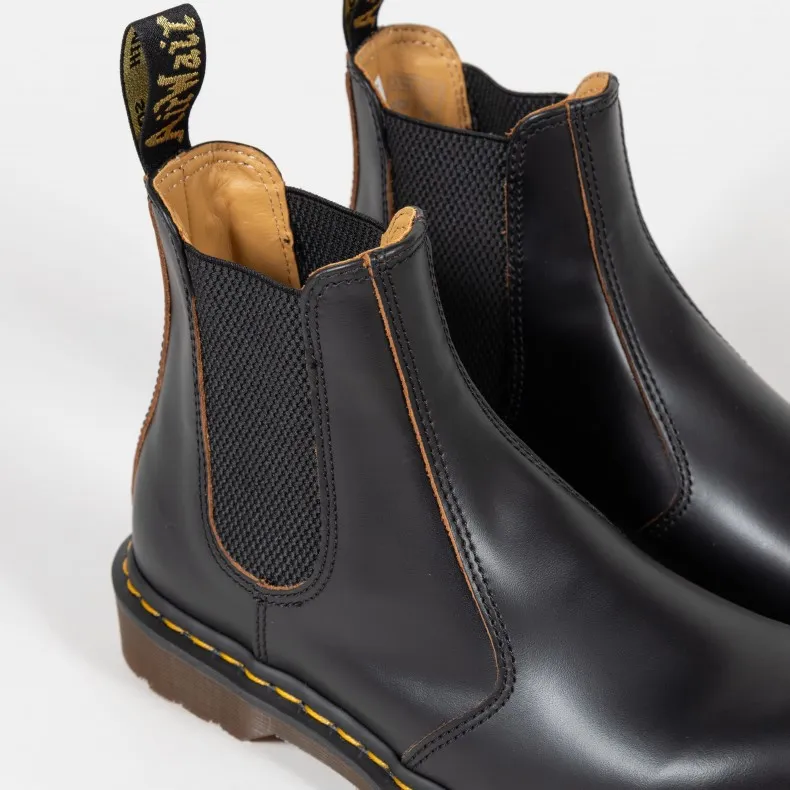 Dr. Martens Vintage 2976 'Made in England' (Black Quilon)