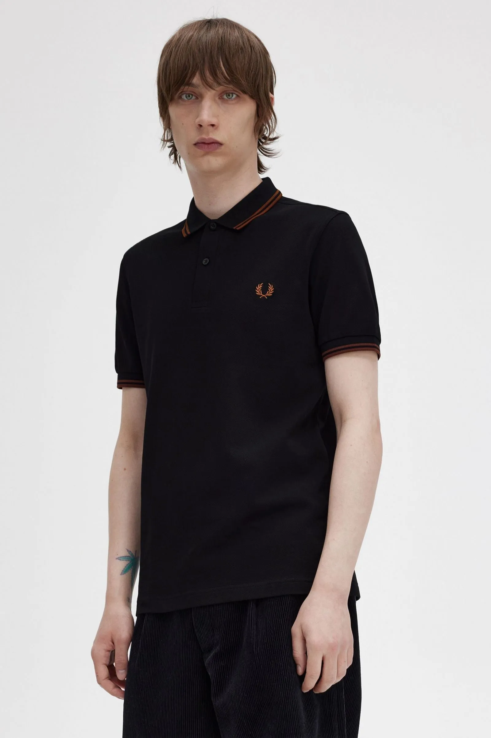 Fred Perry Polo Black / Whiskey Brown