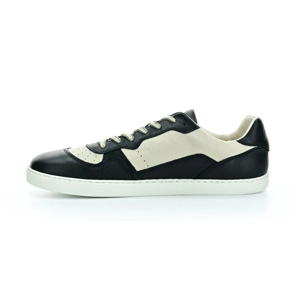 Groundies Nova Special Black/White barefoot sneakers