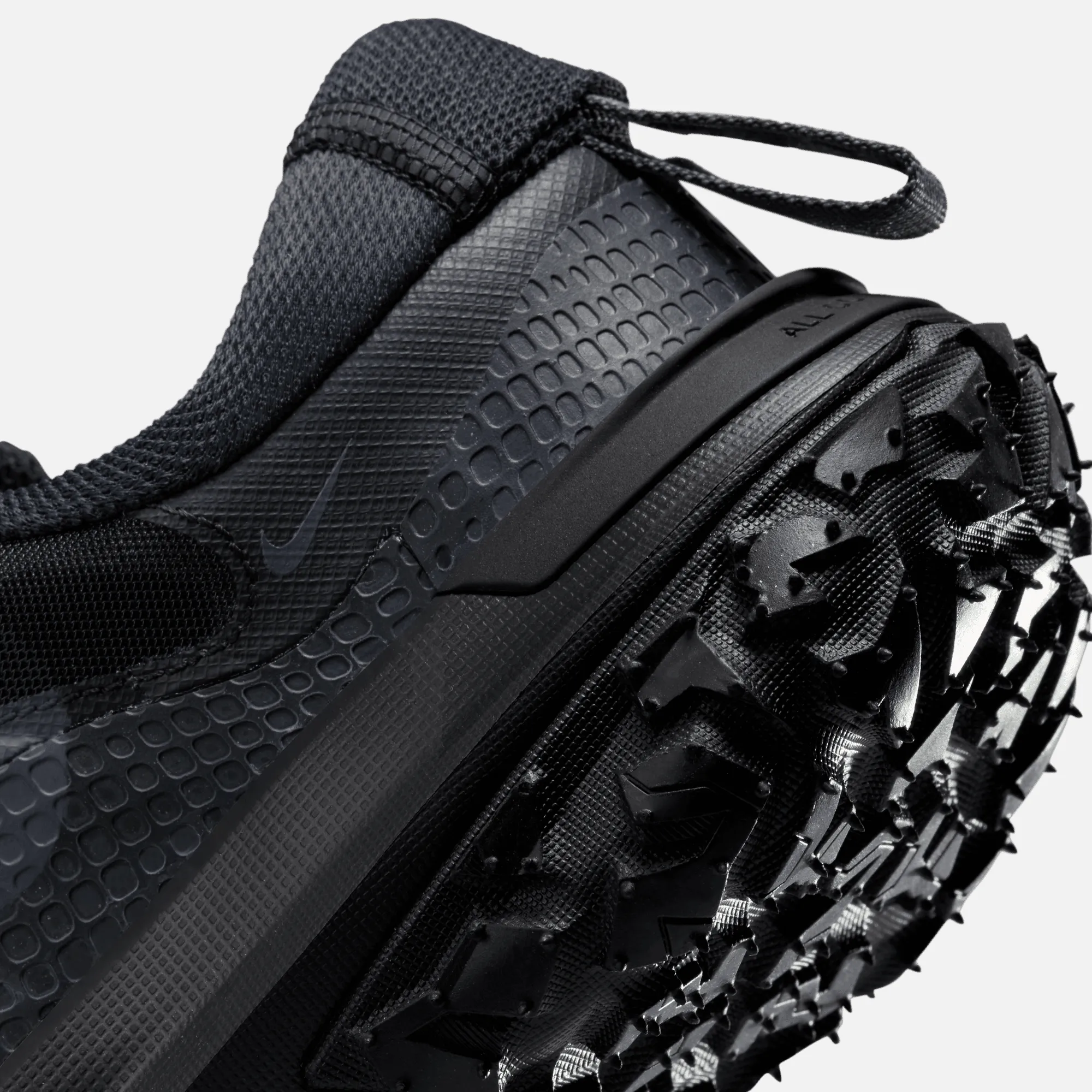 Nike ACG Mountain Fly 2 Low Triple Black