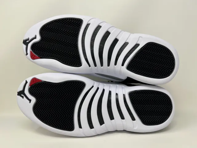 Nike Air Jordan Retro XII 12 Playoffs 2022 Black White M...