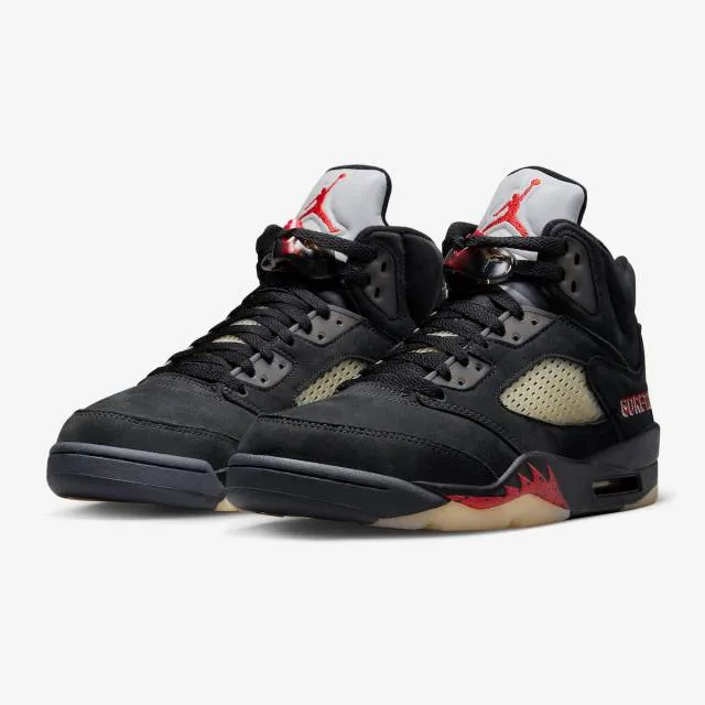 Nike Women's Air Jordan 5 GORE-TEX (Off-Noir/ Fire Red/ ...