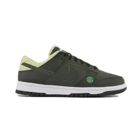 Nike Women's Dunk Low LX (Avocado/ Sequoia Green/ Sequoi...