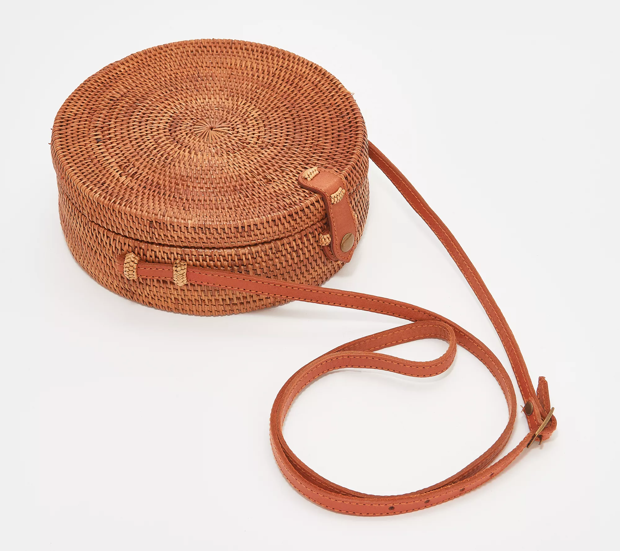 POPPY & SAGE Woven Rattan Circle Crossbody - Camilla