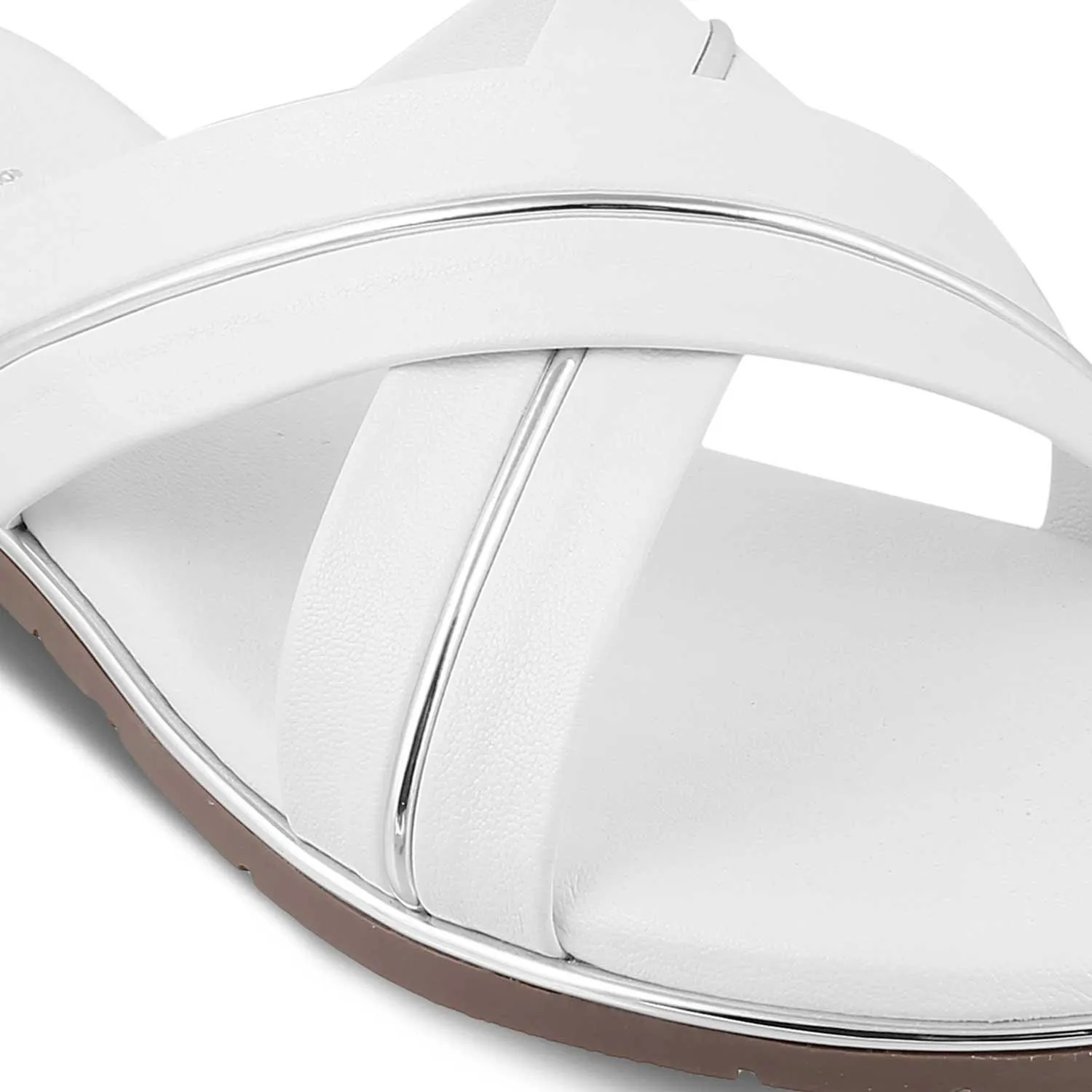 The Strep White Women's Casual Flats Tresmode