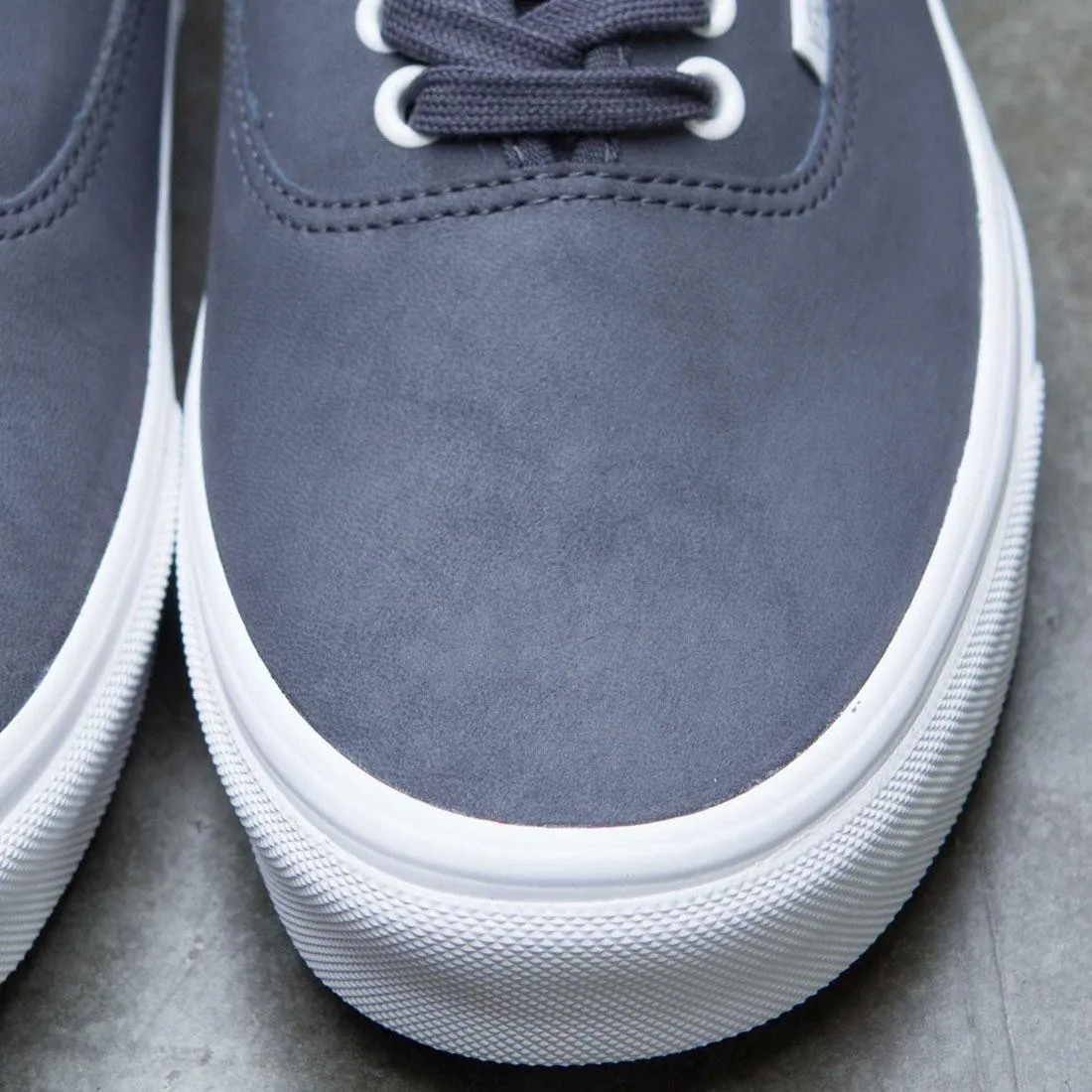 Vans Men Authentic - Vansbuck Asphault (gray)