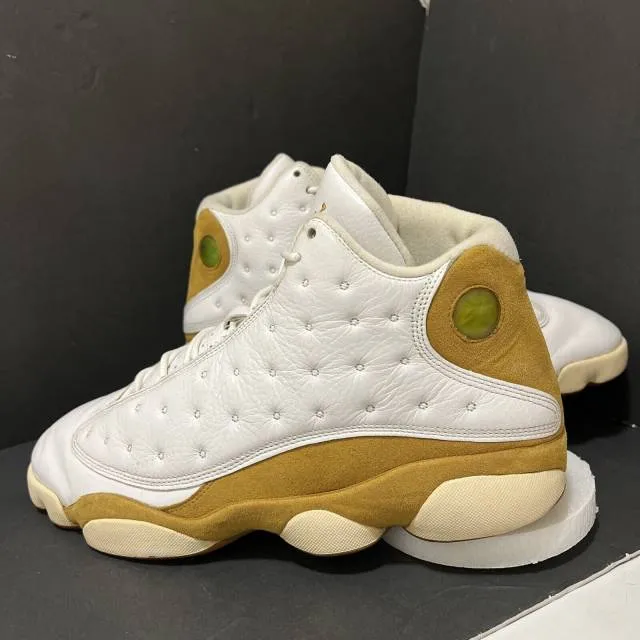 VNDS W/ OG BOX NIKE AIR JORDAN 13 (XIII) IN THE RARE WHE...